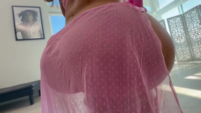 Alanna Pow - Full Romp