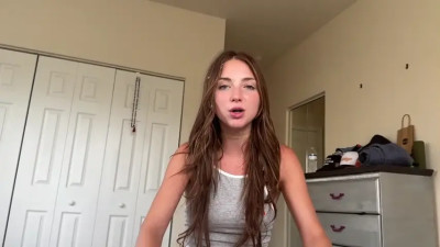 Macy Meadows - Sister Squirting Cures My Depression