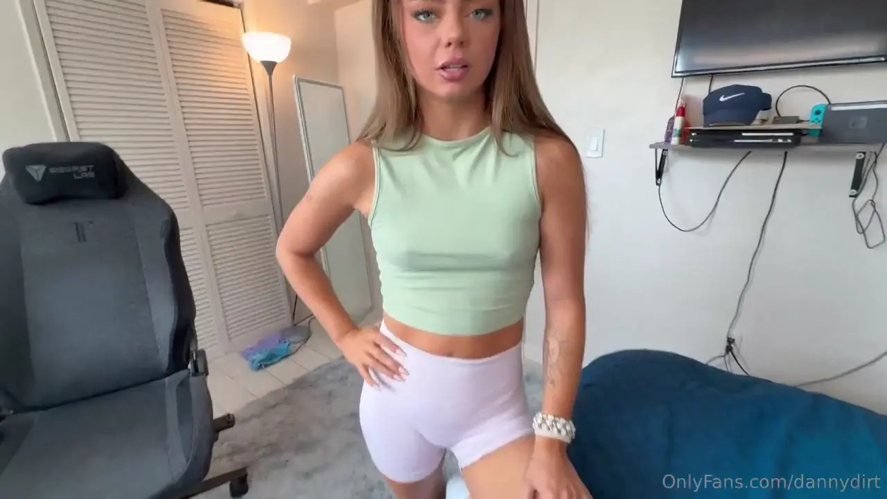 JoJo Austin - Petite Stepsister Finds Porn On My Computer - Watch Latest Porn Video at ePornHome.com for Free.