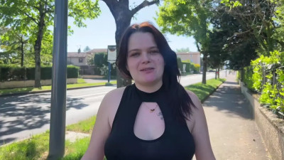 JacquieEtMichelTV Aurelie 25 Years Old Cleaning Lady In Lyon 11 05 2026