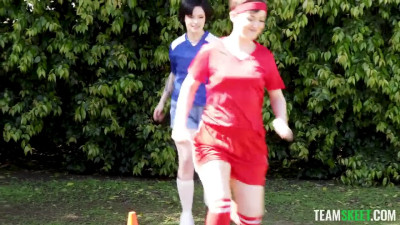 Raee Ripley, Rachel Ramsey, Jade Valentine - Heated Rivalry: Divided By Soccer, United By Cock 16 05 2026