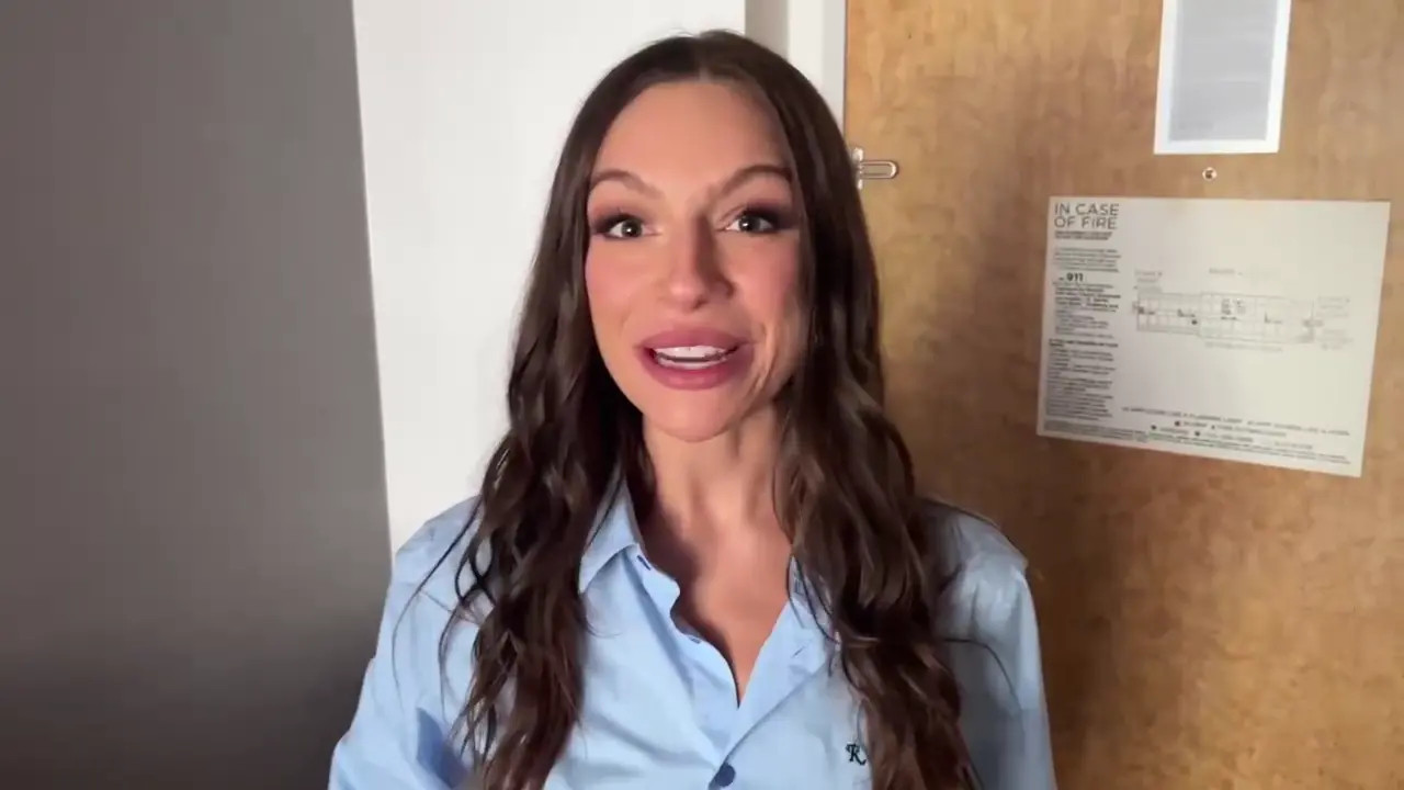 April Olsen - Lunch Break - Watch Latest Porn Video at ePornHome.com for Free.