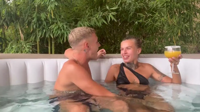 JacquieEtMichelTV Mel Prefers The Bed To The Jacuzzi 03 07 2026