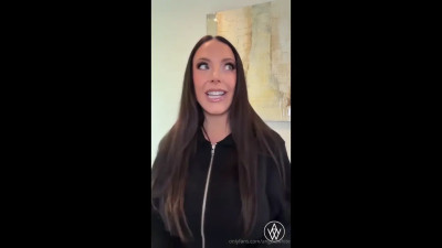 Angela White 2026