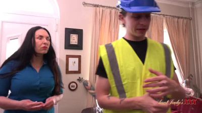 Josephine James - Seduces The Road Worker To Keep The Water Going 26 07 2026