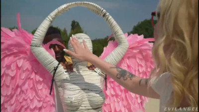 Hot Pearl 12 08 2026