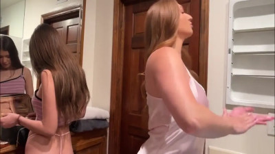 Skylar Snow, Ali Jones - Sharing On Summer Vacation 12 08 2026