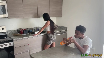Paisley Paige With Valerica Steele - Share BBC