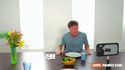 Andi Avalon - Spicy Show With Milky Tits 04 09 2026