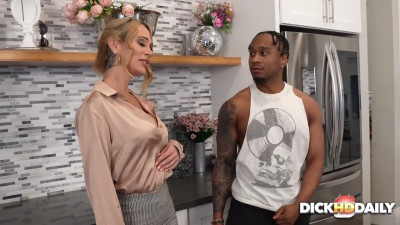 Sarah Jessie - Pipe Cleaning