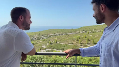 JacquieEtMichelTV Helena - Gives In To Her Desire For Plurality 18 09 2026
