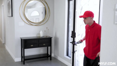 Deliah Grace - You Think You Will Be Able To Resist Me? Cute! The Hunt Is On 2026 09 21