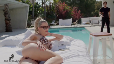Jayjay Pink - Pool Side Service She Fucked Her Waiter All Afternoon