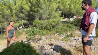 JacquieEtMichelTV Helena - Hiking Gives Her Unspeakable Ideas 23 09 2026