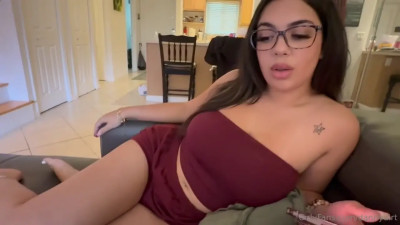 Gigi Lysette - Thick Busty Step Sister Needs Tech Support