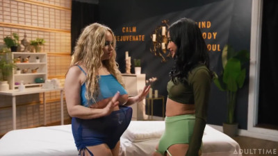 Aiden Starr, Avery Black - Futa Fun Rub