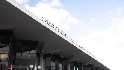 JacquieEtMichelTV Irina Kovalenko - Falls For The Charm Of Reunion Island 2026 10 07