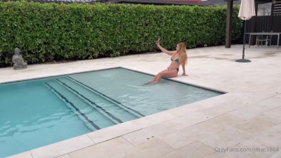 Lisa Evans, Jmac - Local Milf Heard About My Pool And Stopped By