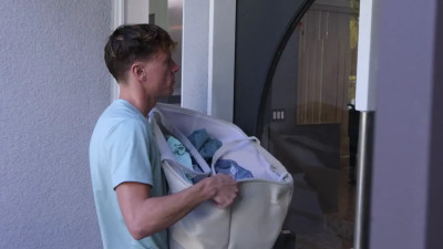 Annie King - Horny MILF Annie King Hooks Up With Her Son's Friend When He Stops By To Do Laundry 03 02 2025