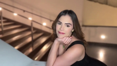 Violet Starr - Edge Inside Me