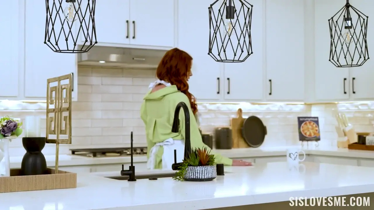 Jessica Aaren, Cheerleader Kait - Fuck In Time 15 03 2025 - Watch Latest Porn Video at ePornHome.com for Free.