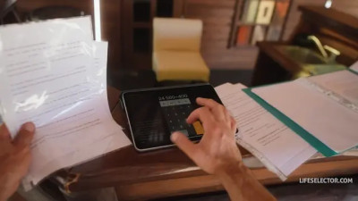 LifeSelector - Silvia Wise - The Last Resort