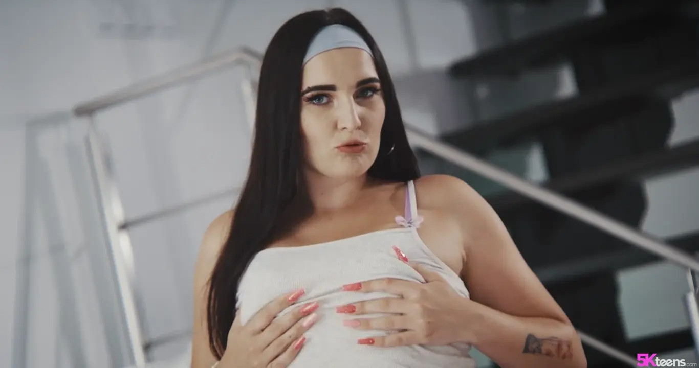 Suzie Sparklez - In Motion 2025 04 02 - Watch Latest Porn Video at ePornHome.com for Free.