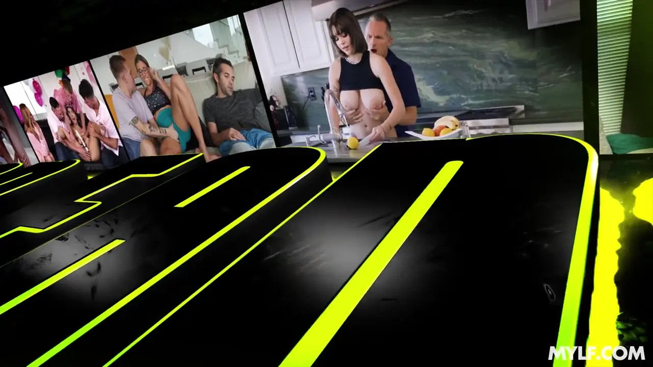 Bunny Madison - The Bunny Madison Show 2025 04 03 - Watch Latest Porn Video at ePornHome.com for Free.