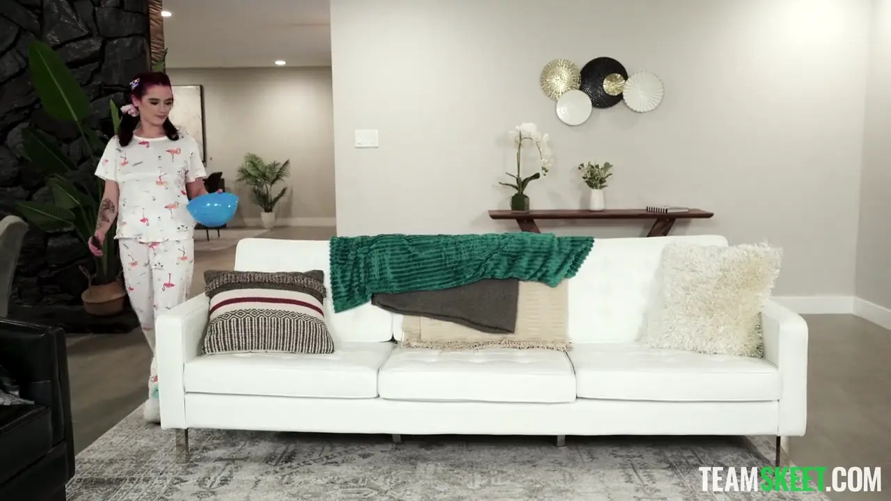 Ivy Rose - My First: Ivy Rose Gets Her First Creampie! 2025 03 28 - Watch Latest Porn Video at ePornHome.com for Free.