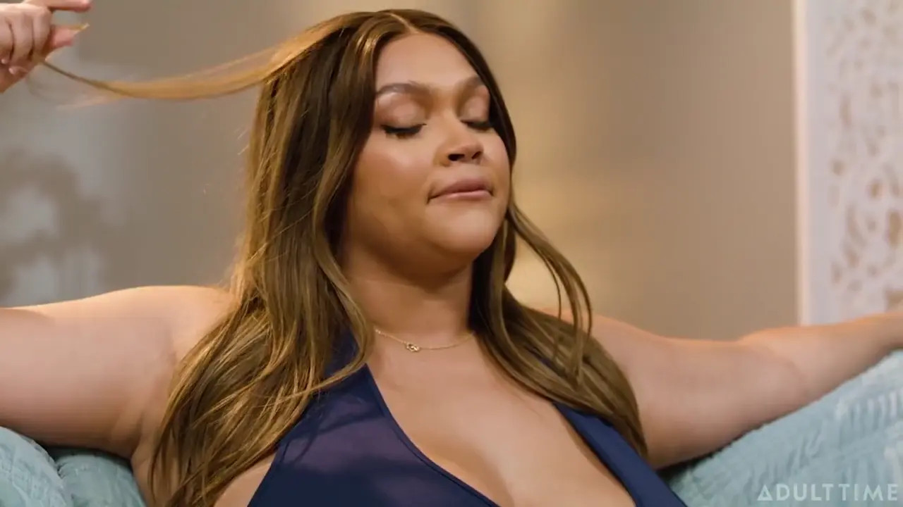 Siri Dahl, Ashlyn Peaks - Caught Her Eye 31 03 2025 - Watch Latest Porn Video at ePornHome.com for Free.