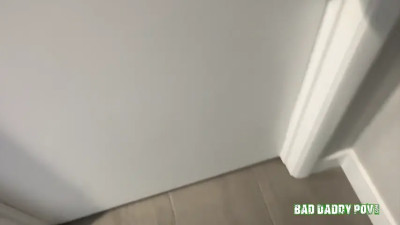 Satine Summers - Knows How To Make StepDad Happy 08 04 2025