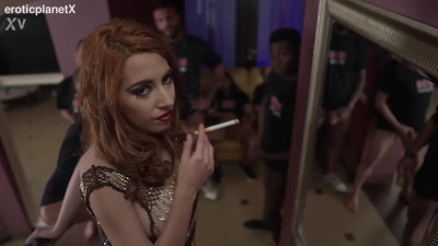 SAFIRA YAKKUZA - QUEEN Of PISSING