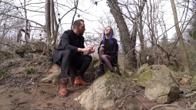 JacquieEtMichelTV Nyx 29 Years Old Multi Talented Receptionist 14 04 2025