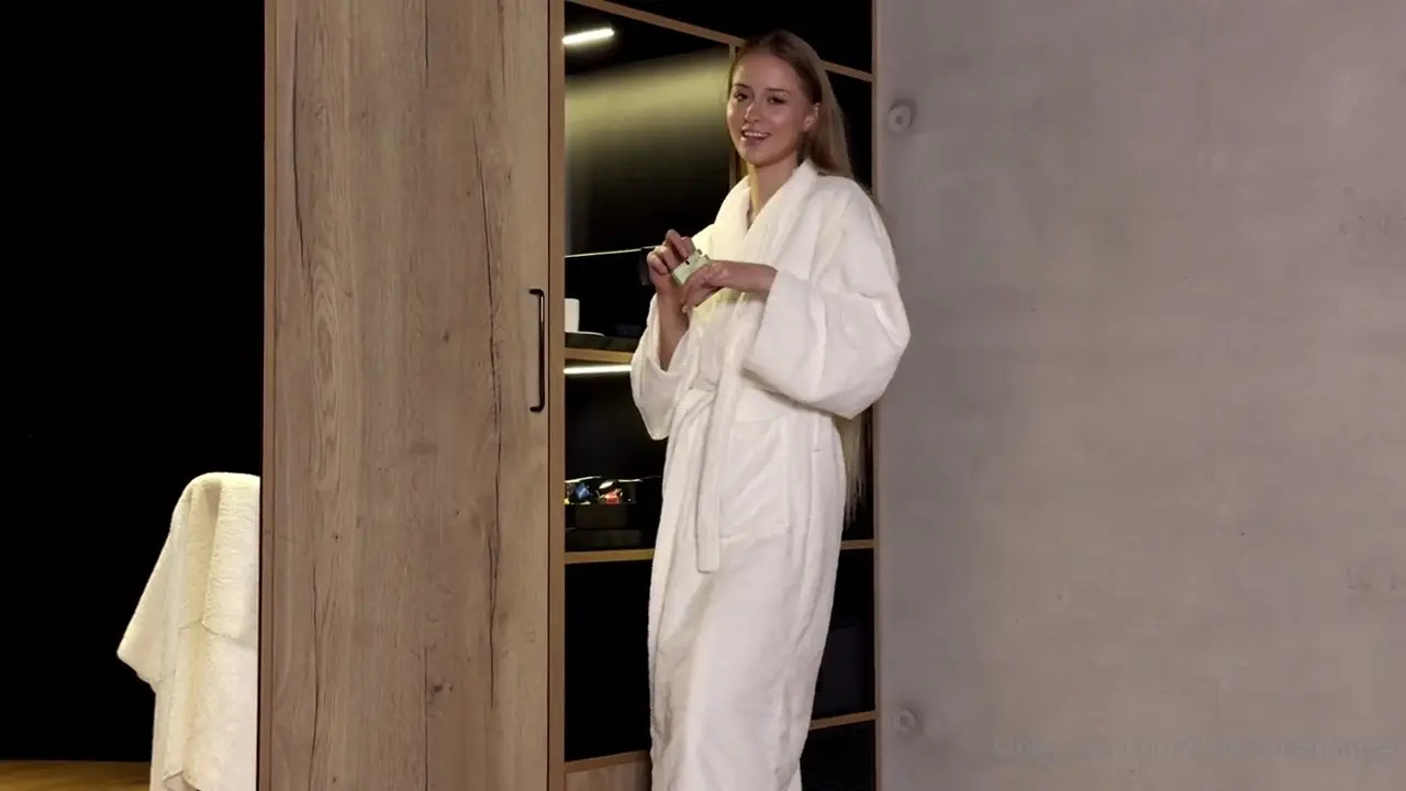 Lena Polanski - I Was So Horny That I Couldnt Help But Give His Cock A Taste - Watch Latest Porn Video at ePornHome.com for Free.