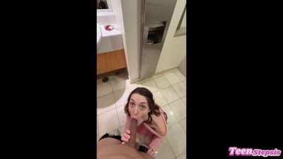 Shrooms Q, Daisy Love - Fucking In A Mall Bathroom