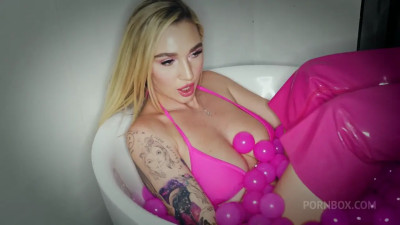 Kendra Sunderland Is On Fire 2025 01 15