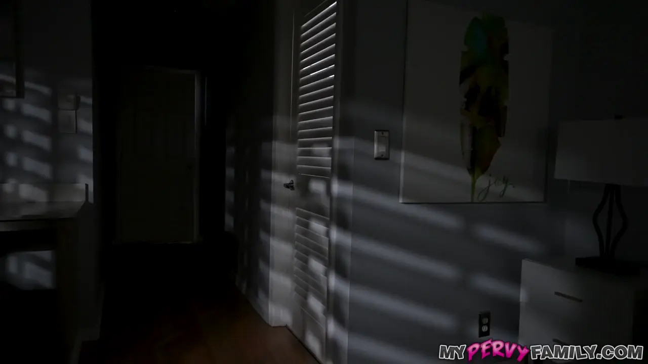 Nikki Nicole - Sharing The Shower 26 04 2025 - Watch Latest Porn Video at ePornHome.com for Free.