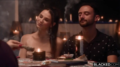 Liz Jordan - Tiny Hottie Liz Has BBC Secret 18 04 2025