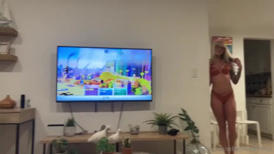 OnlyFans - Katee V, Adonis Breeds