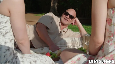 Threesome Fantasies Vol 15VIXEN_104862_480P