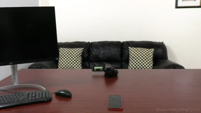 Dolly Dripping Heart Shaped Box 02 06 2025