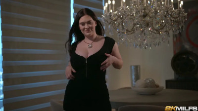 Lindsey Lee - Curvy Fantasy 05-06-2025