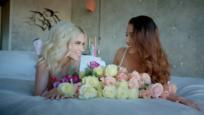 Sybil A, Kiara Cole - Hardcore Squirting Lesbian Piss Play