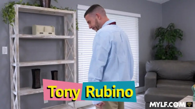 Lor Reign - Stepmom's Blind Spot 22 06 2025