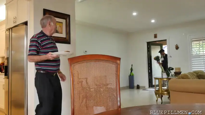 BluePillMen - Amy - Riding The Old Wood - Watch Latest Porn Video at ePornHome.com for Free.