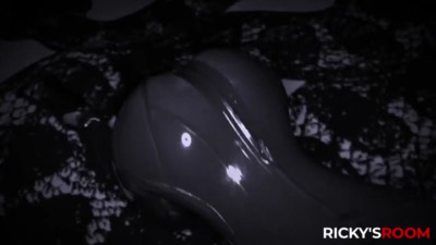 Liz Jordan - The Plum Latex Anal Affair 26 06 2025