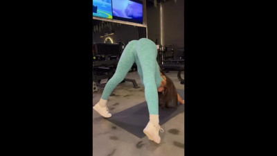 Nicole Doshi - Had Sex With A Personal Trainers BBC In The GYM