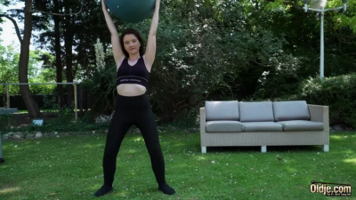 Shana - Hot Summer Workout - Episode 936 06 07 2025