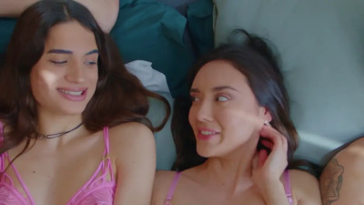 Catherine Knight, Candie Luciani - Step Sister Swap 4Some
