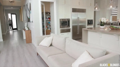 Alexa Chains - Gets Fucked By Chronic Cheaters 11 07 2025